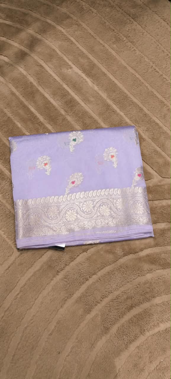 Exquisite Moonga Muslin Banarasi Saree with Intricate Silver-Gold Zari Floral Motifs- 16542