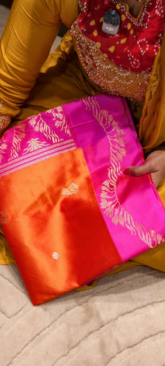 Vibrant Pure Katan Banarasi Handloom Dual-Tone Unstitched Saree with Elaborate Paisley Zari Border- 16547