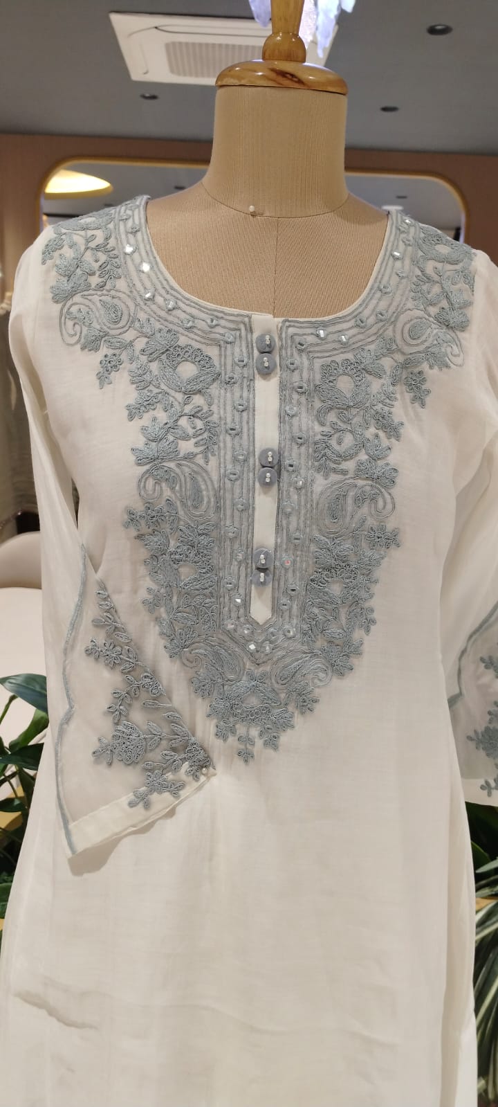 Fine Floral Chikankari Look Embroidery Mul-Chanderi Full Suit Set With Dupatta- 16125
