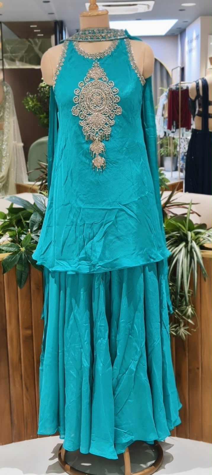 Fine Metallic Thread Embroidery Central Medallion Motif Sleeveless Chinon Indo-Wear Kurta With Matching Flared Bottom & Chowker Dupatta- 16635