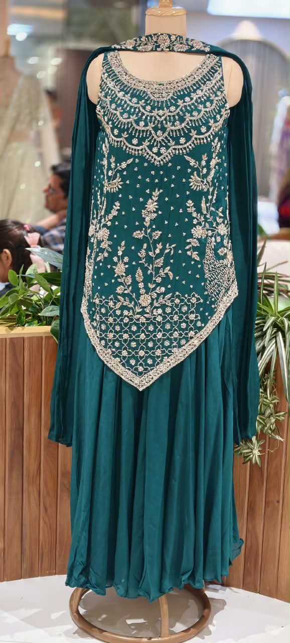 Hand-Embroidered Asymmetric Scalloped Kurta with Flared Palazzo Bottom & Chowker Dupatta Set- 16819