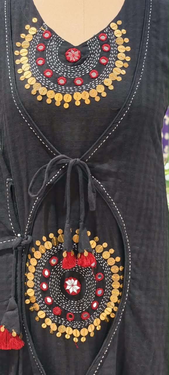 Artisanal Handloom Cotton Tribal Inspired Intricate Mirror & Sequin Work Over Lap Knots Kurta Pant Set- 16699
