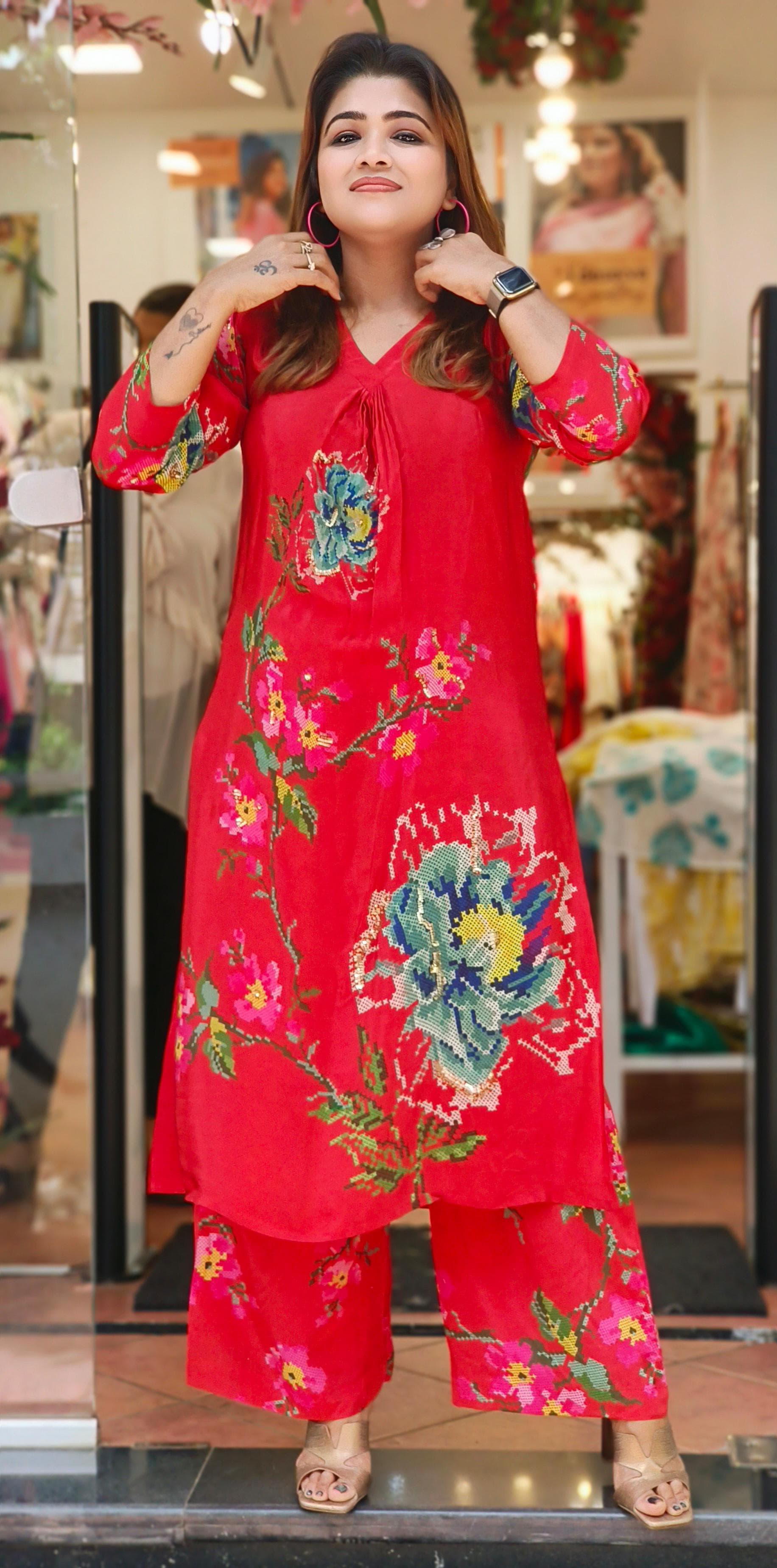 Beautiful Red Crape floral print V-neck kurta pant set of-2 DRY WASH-05920  (Dispacthing after 15 days)