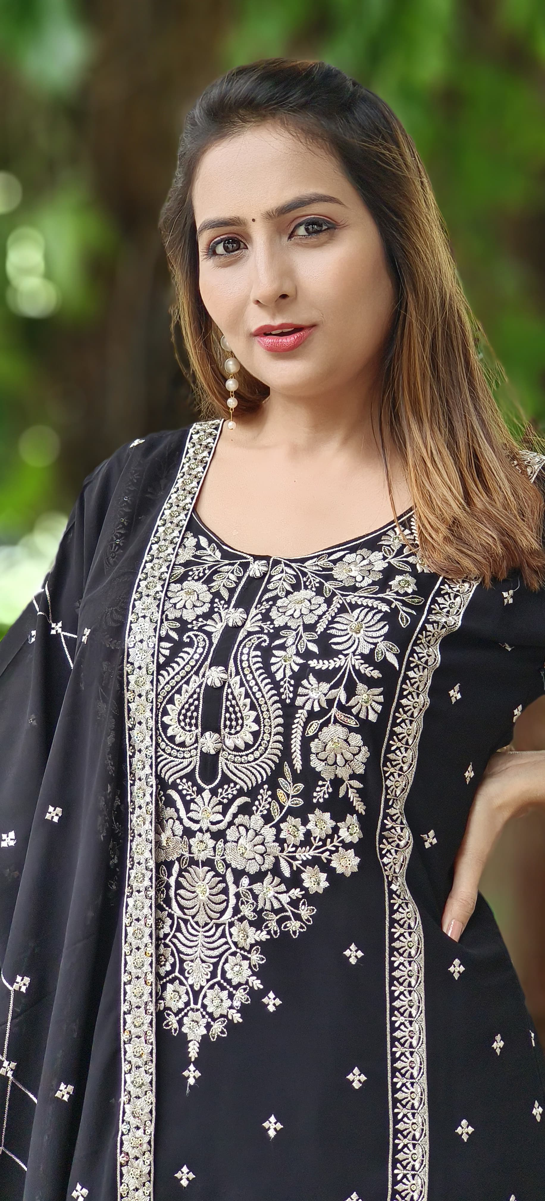 Semi Georgette Thread Embroidery Kurta With Gharara Embroidery Palazzo And Chiffon Dupatta-06211