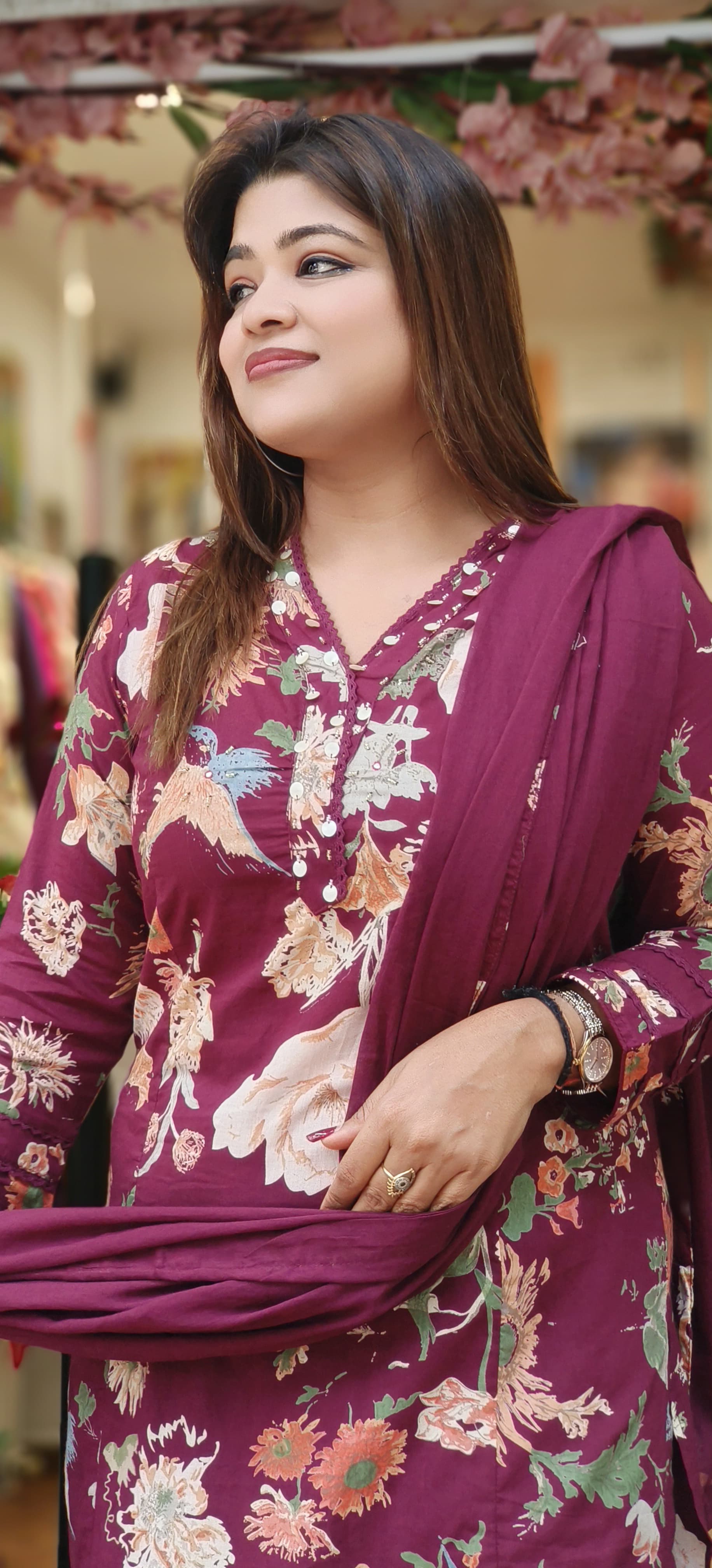 Soft Cotton Printed V-Neck Embroidery Slight Aline Full Suit-06519-18