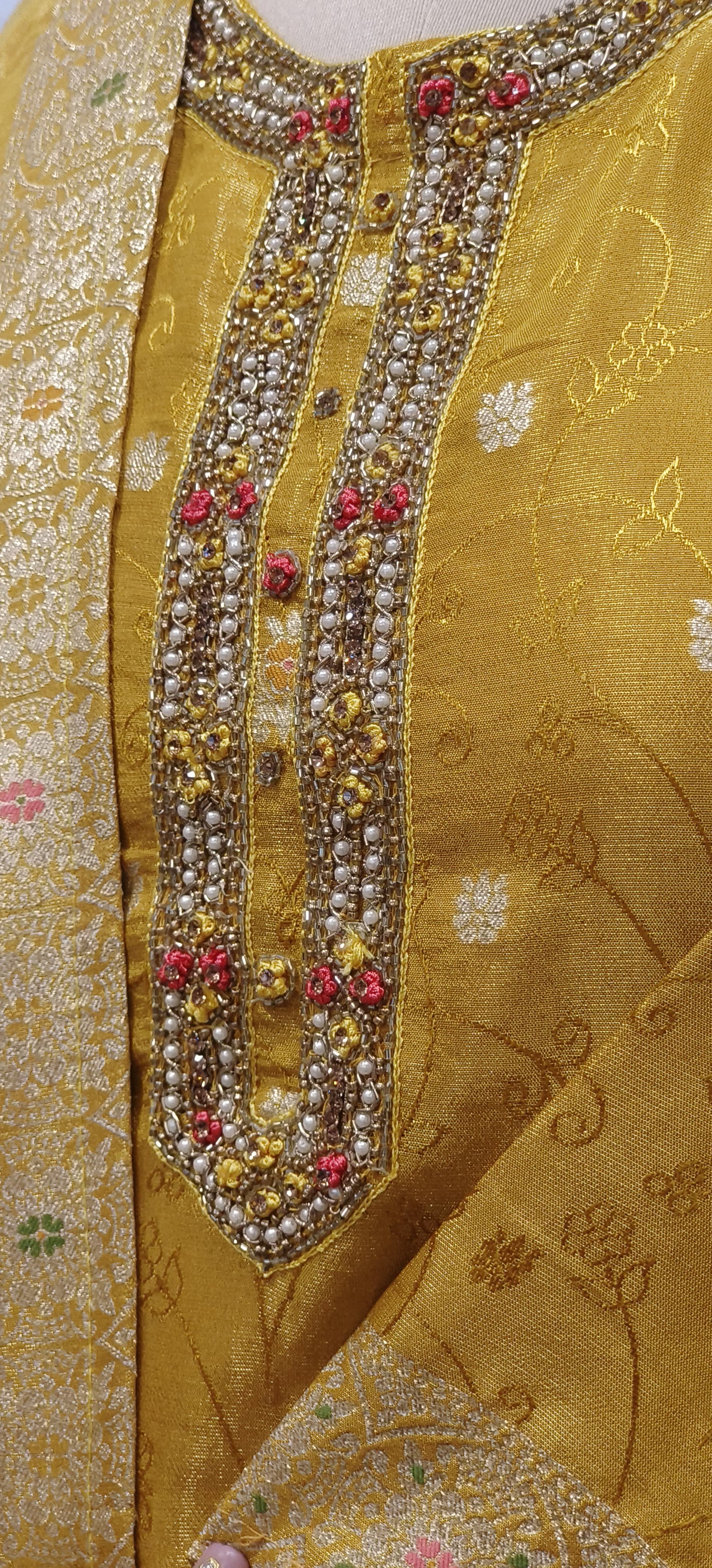 Beautiful Silk Neck Embroidery Full Set-