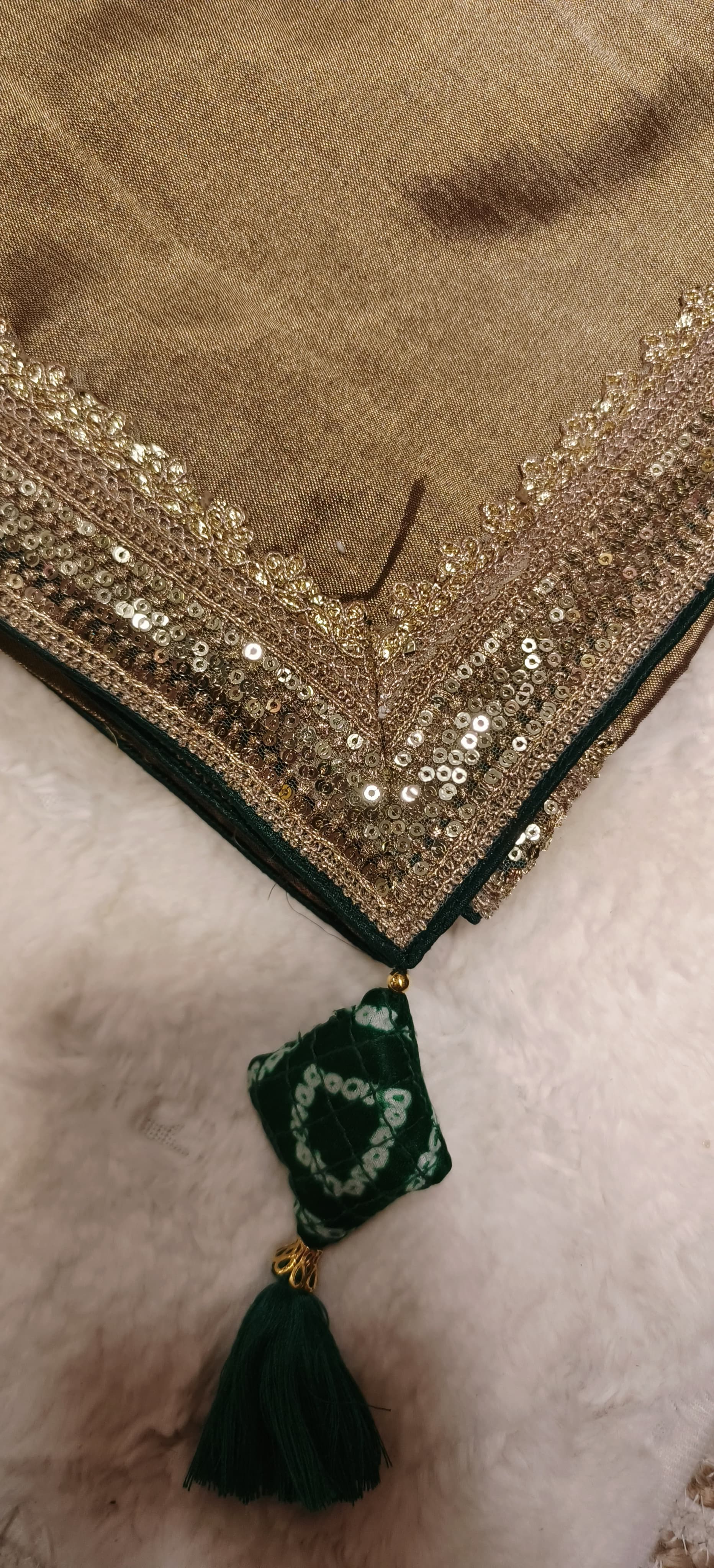 Designer Tissue Silk Plain Gold Dual Tone Silk Saree with Vibrant Bandhani Padded Stiched  Blouse