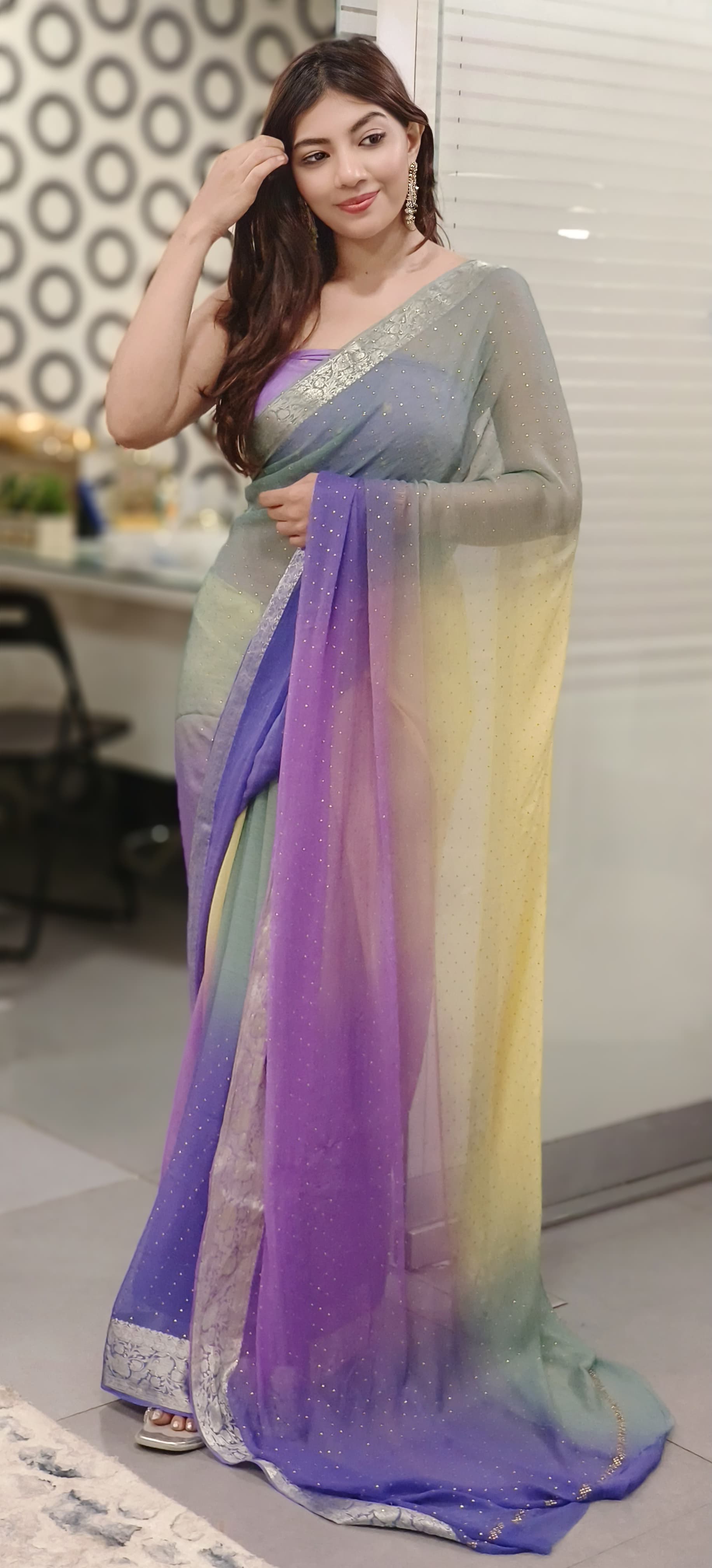 Dotted Stone Chinon Saree With Beautiful Border (Unstitched Blouse)