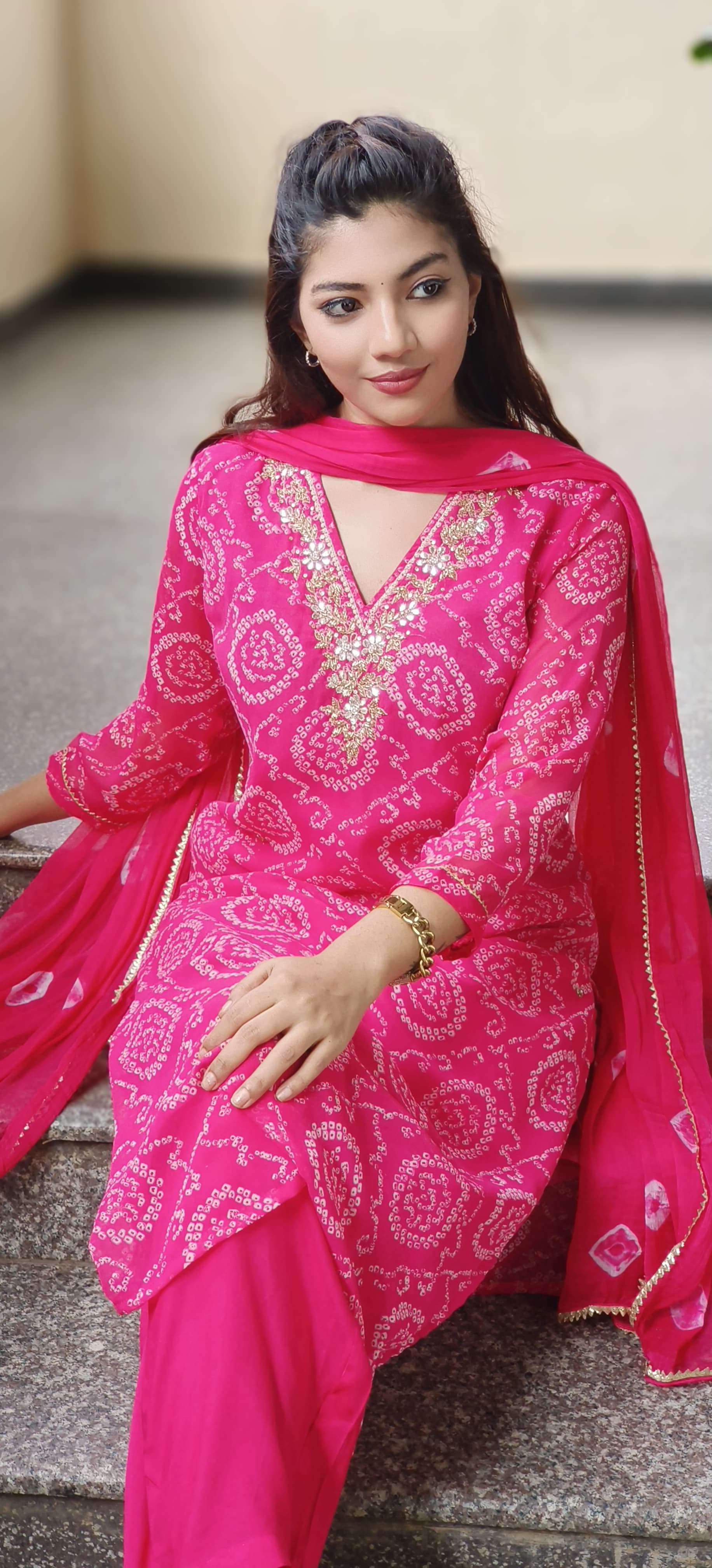 Bandhej V-Neck Handwork Full Suit Set With Dupatta In Georgette Fabric- 10102