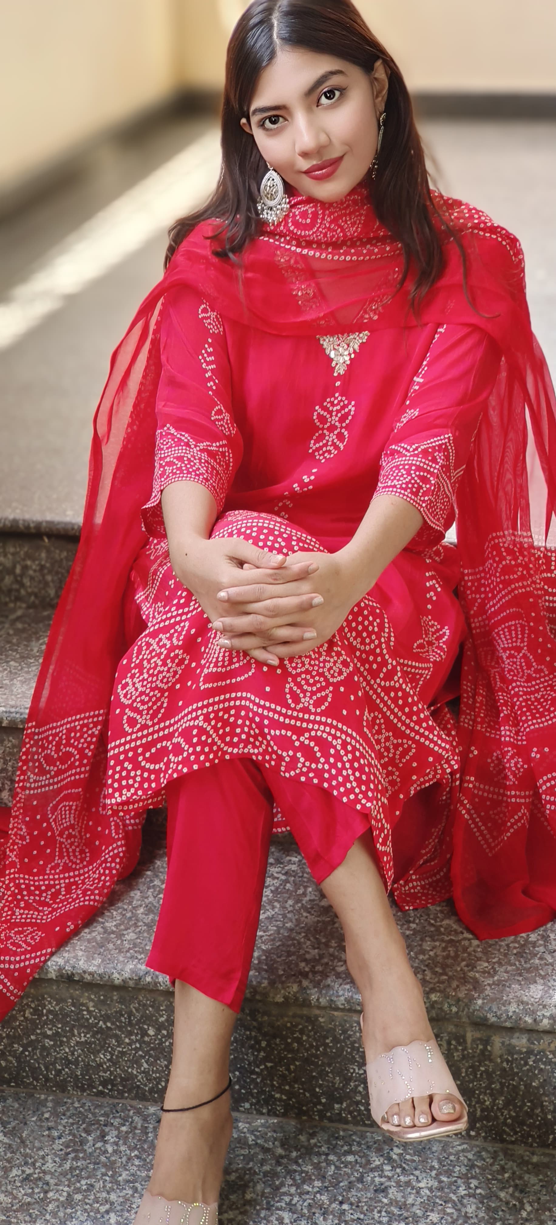 V-Neck Handwork Bandhani Print Full Suit Set With Dupatta In Crepe Fabric