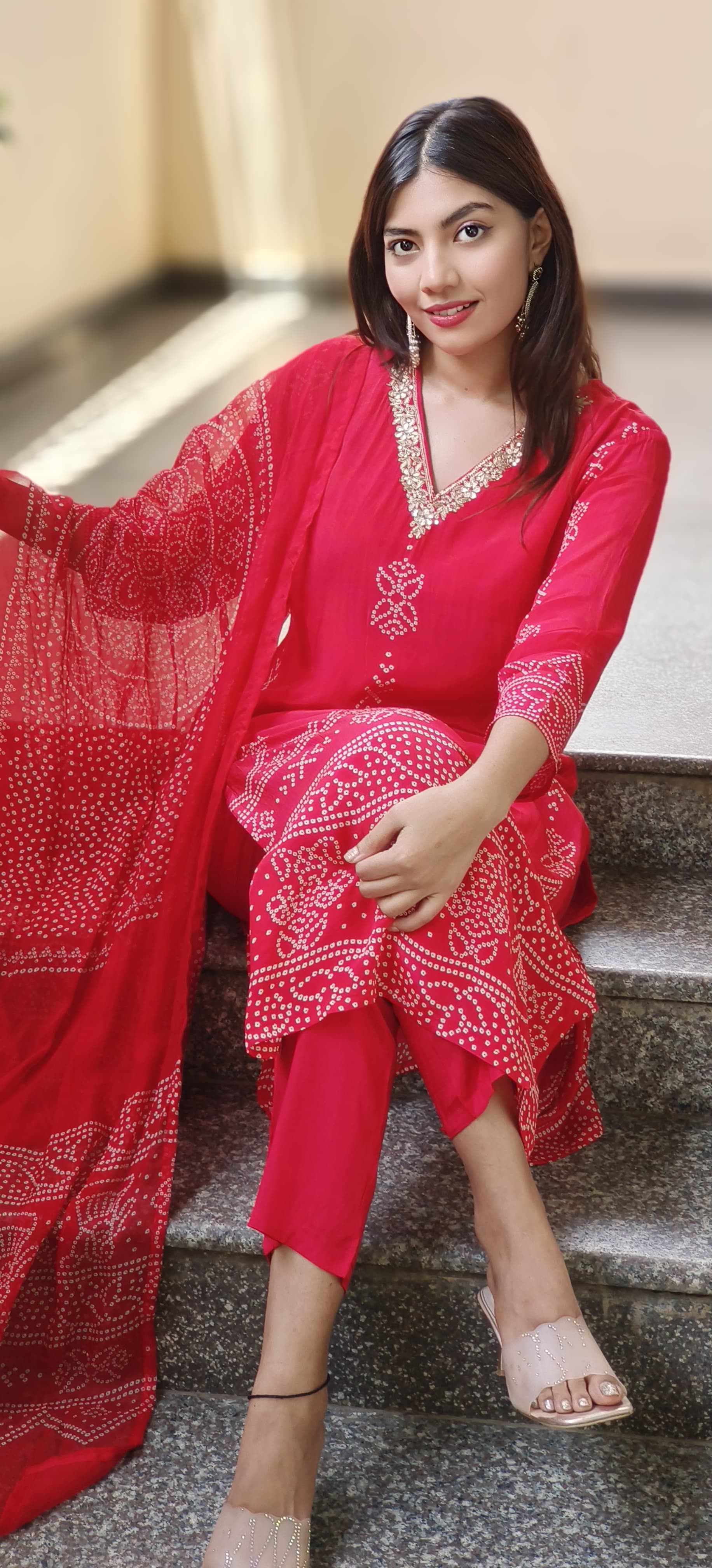 V-Neck Handwork Bandhani Print Full Suit Set With Dupatta In Crepe Fabric