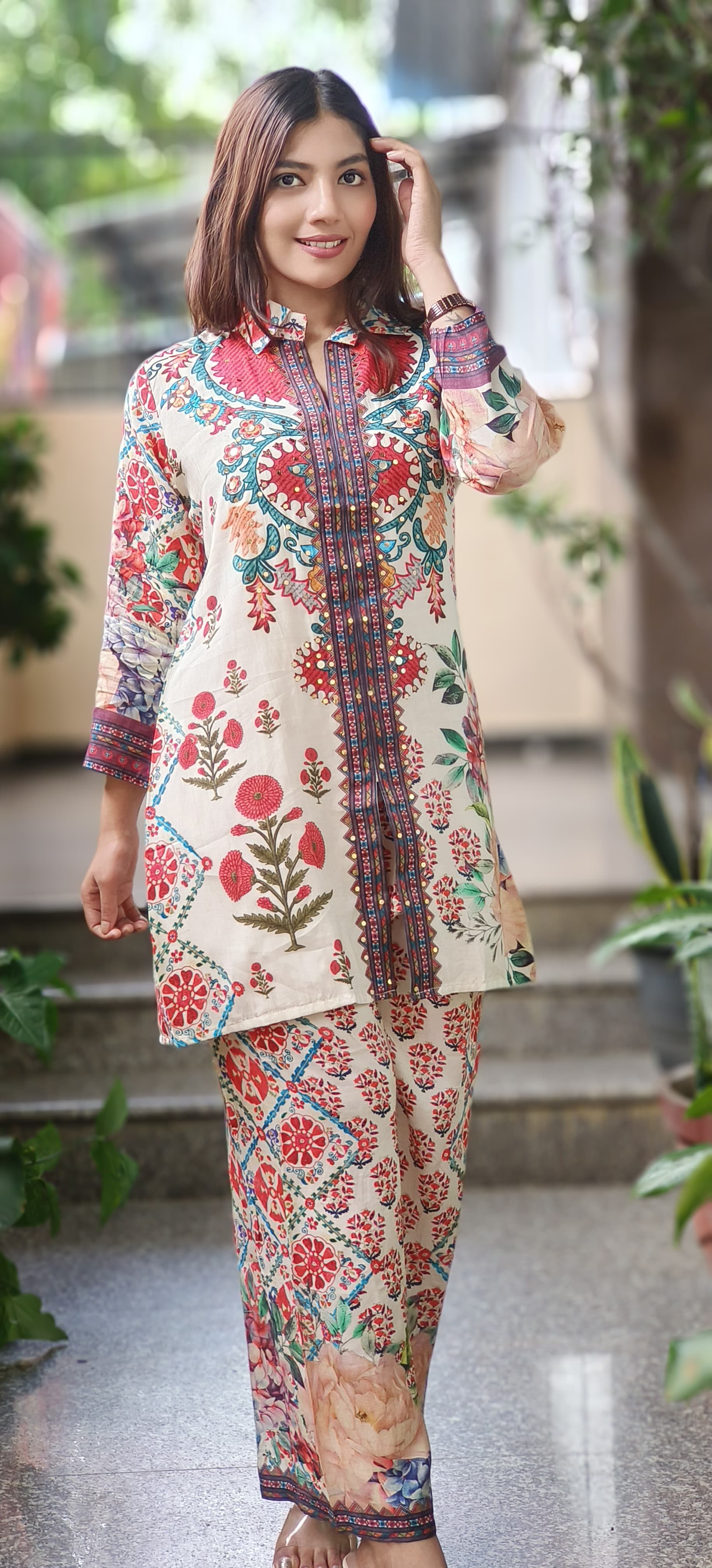Multicolor Designer Print Collared Casual Wear Co-Ord Set In Muslin Fabric