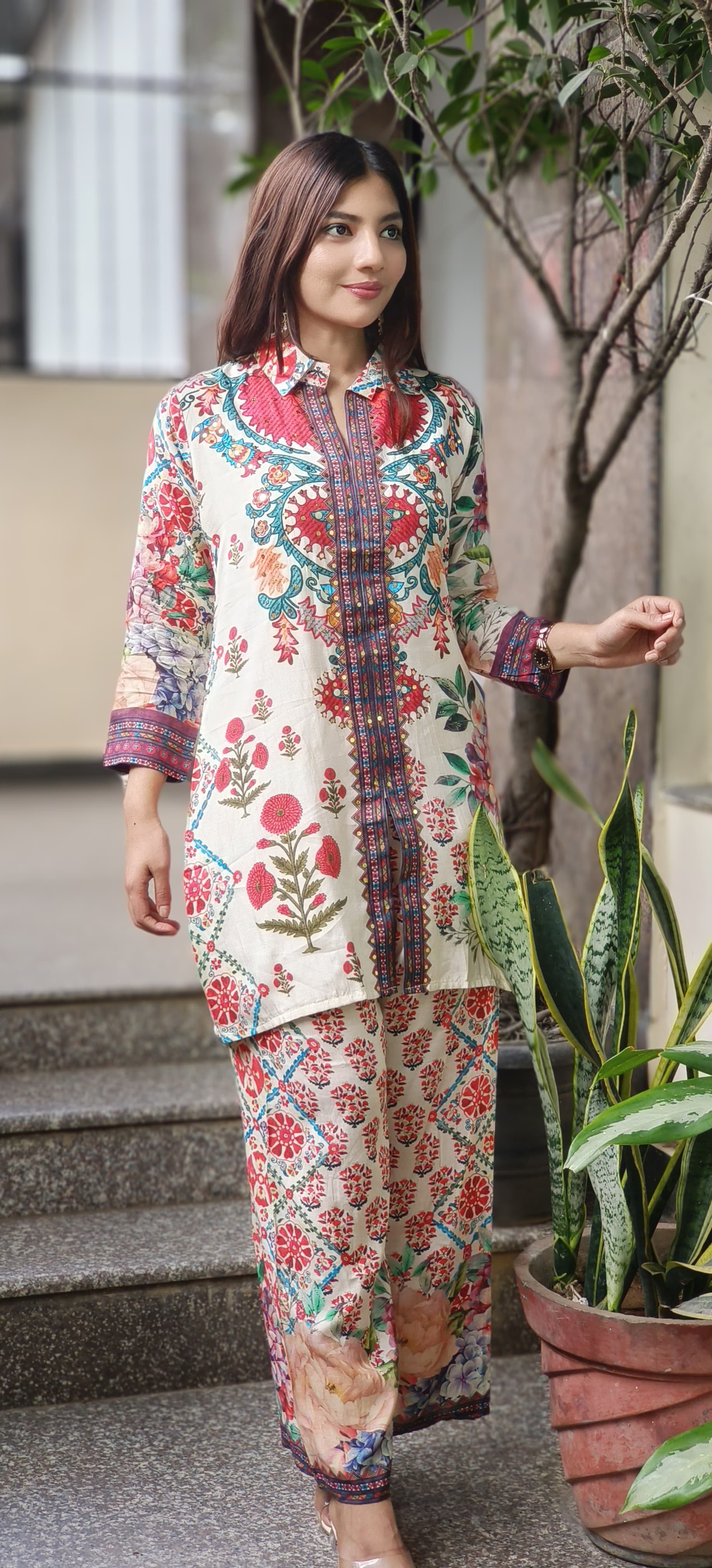 Multicolor Designer Print Collared Casual Wear Co-Ord Set In Muslin Fabric