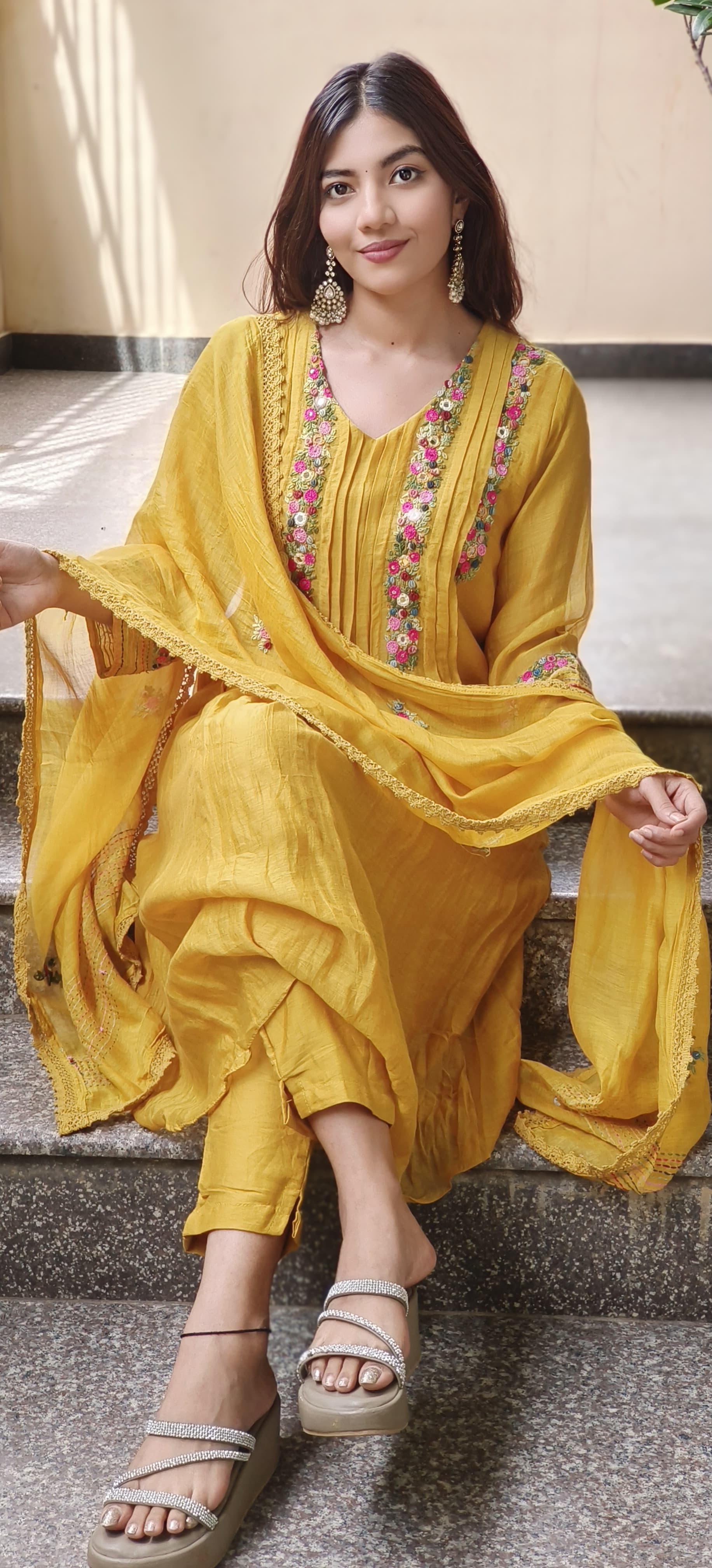 Floral Thread Hand Weaved A-Lined Full Suit Set With Dupatta In Mul Chanderi Fabric
