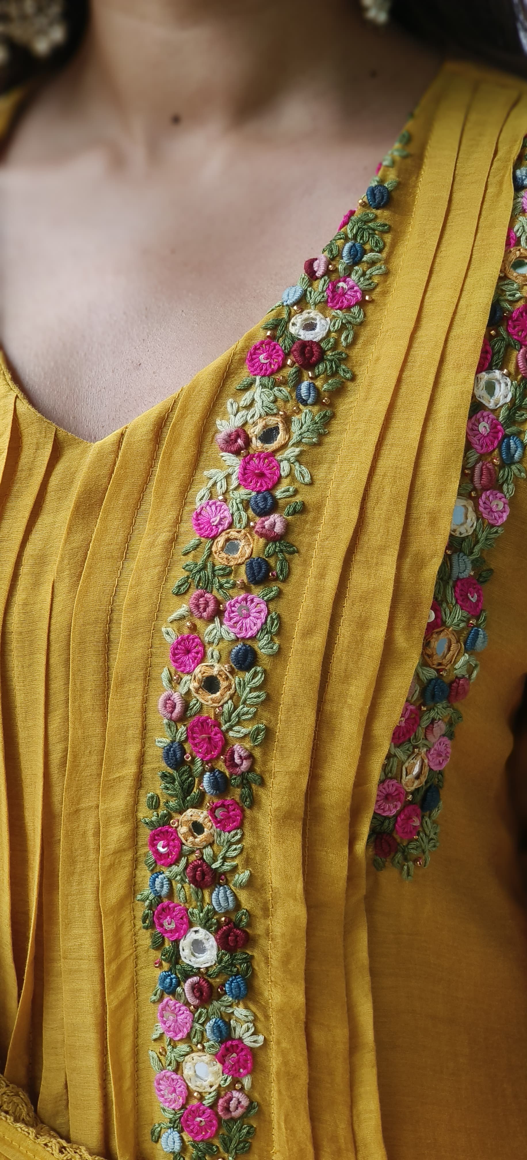 Floral Thread Hand Weaved A-Lined Full Suit Set With Dupatta In Mul Chanderi Fabric
