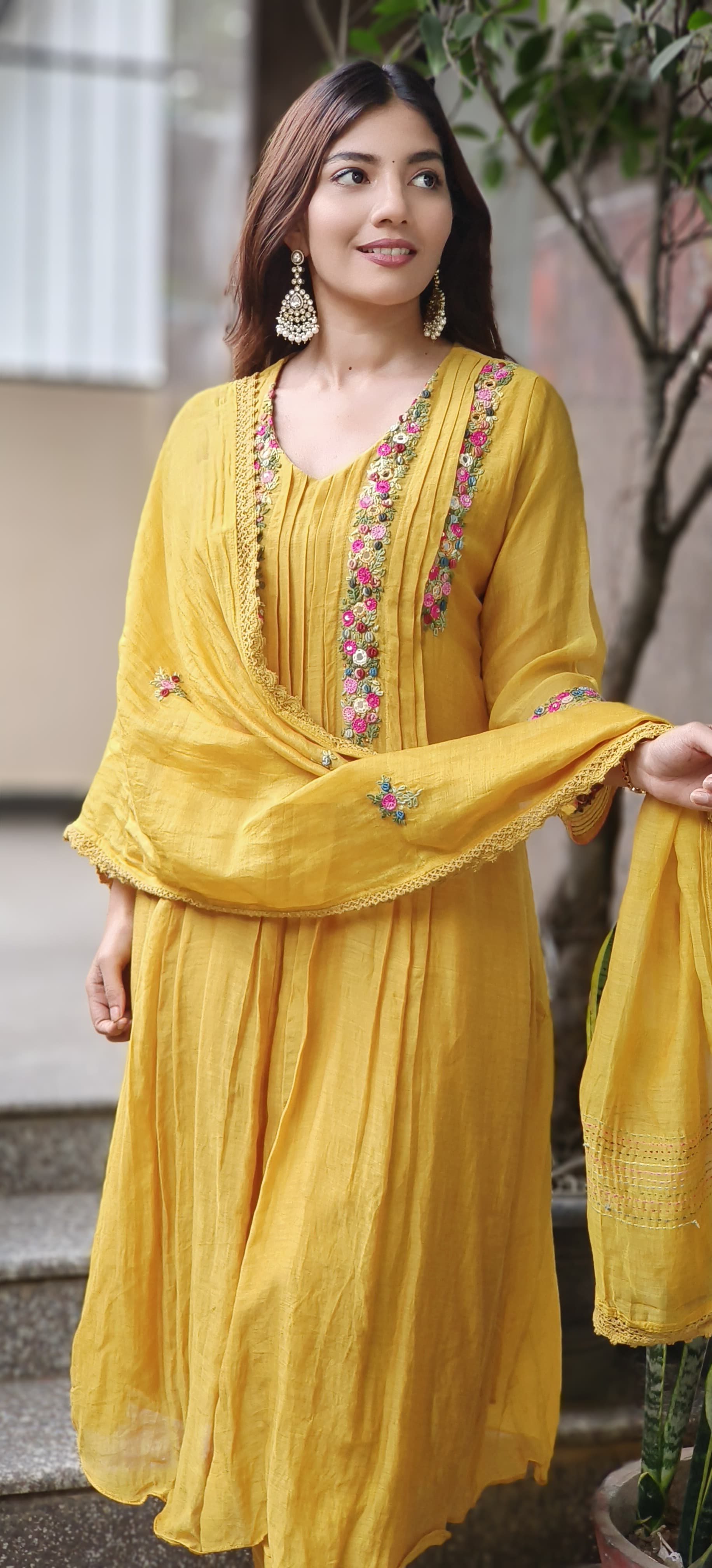 Floral Thread Hand Weaved A-Lined Full Suit Set With Dupatta In Mul Chanderi Fabric