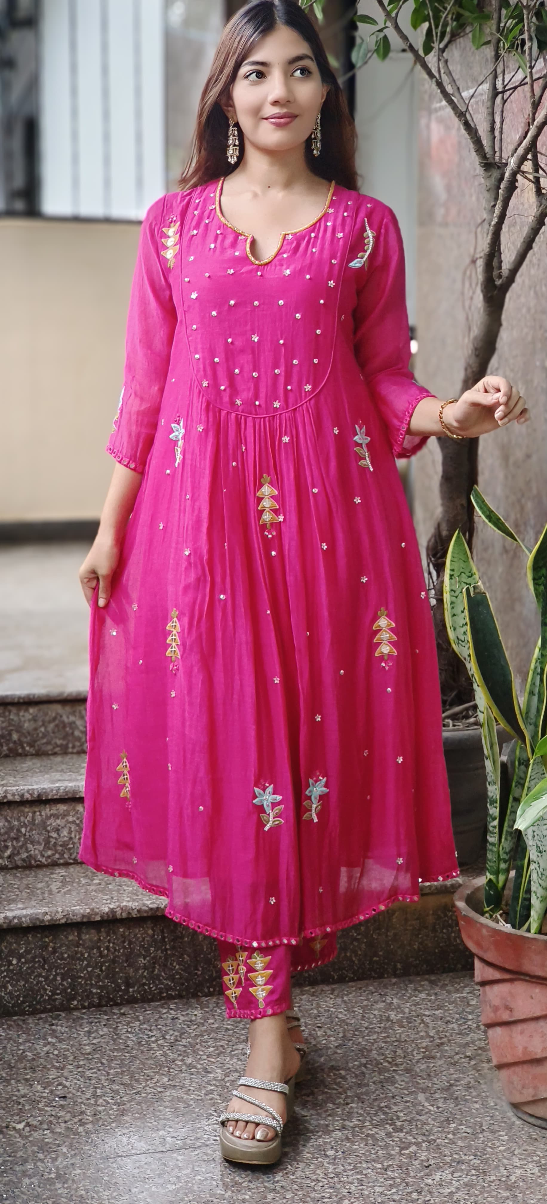 Front U-Yoke Embroidery Minimal Work A-Line Kurta Pant Set In Mul Chanderi Fabric