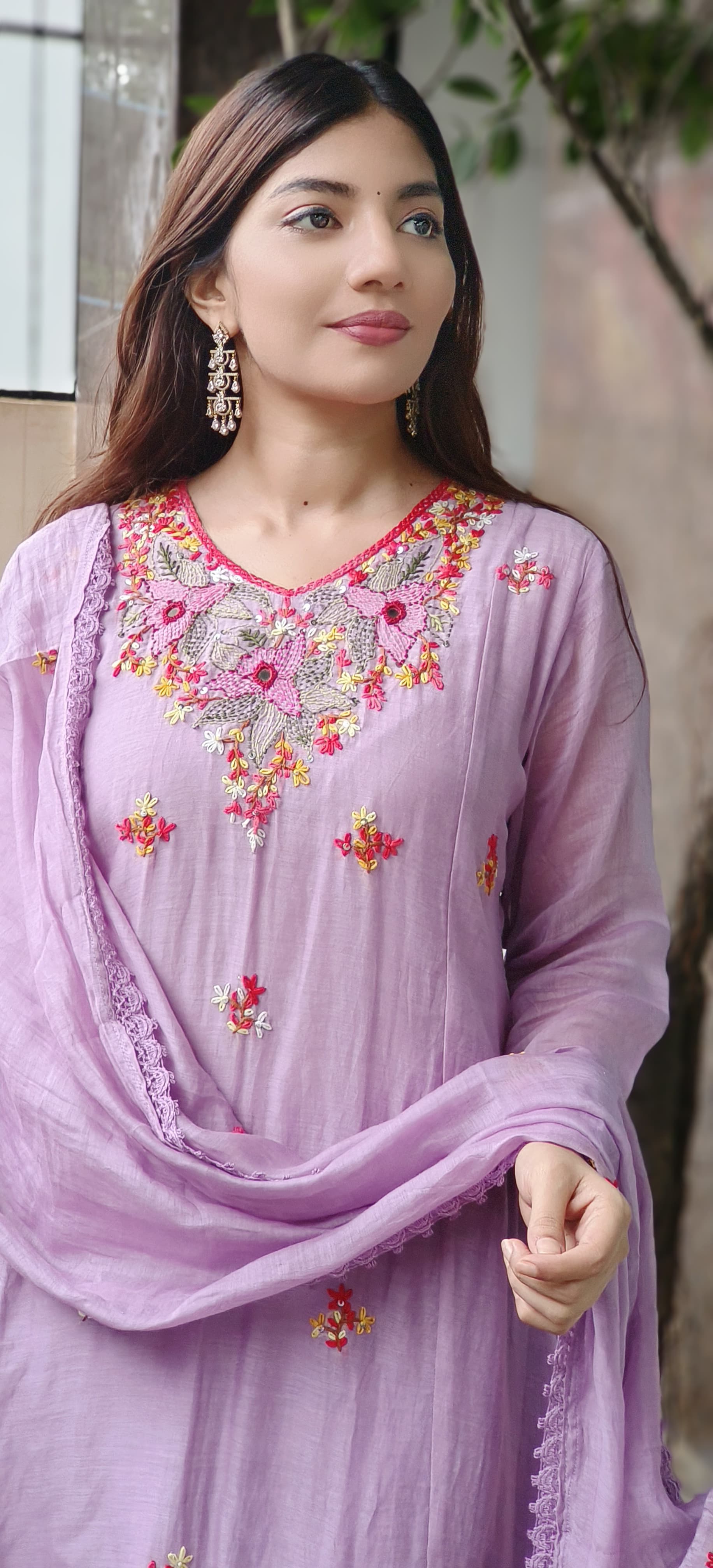 Light Shade Katha Stitch Thread Work Mul Chanderi Full Suit Set With Dupatta