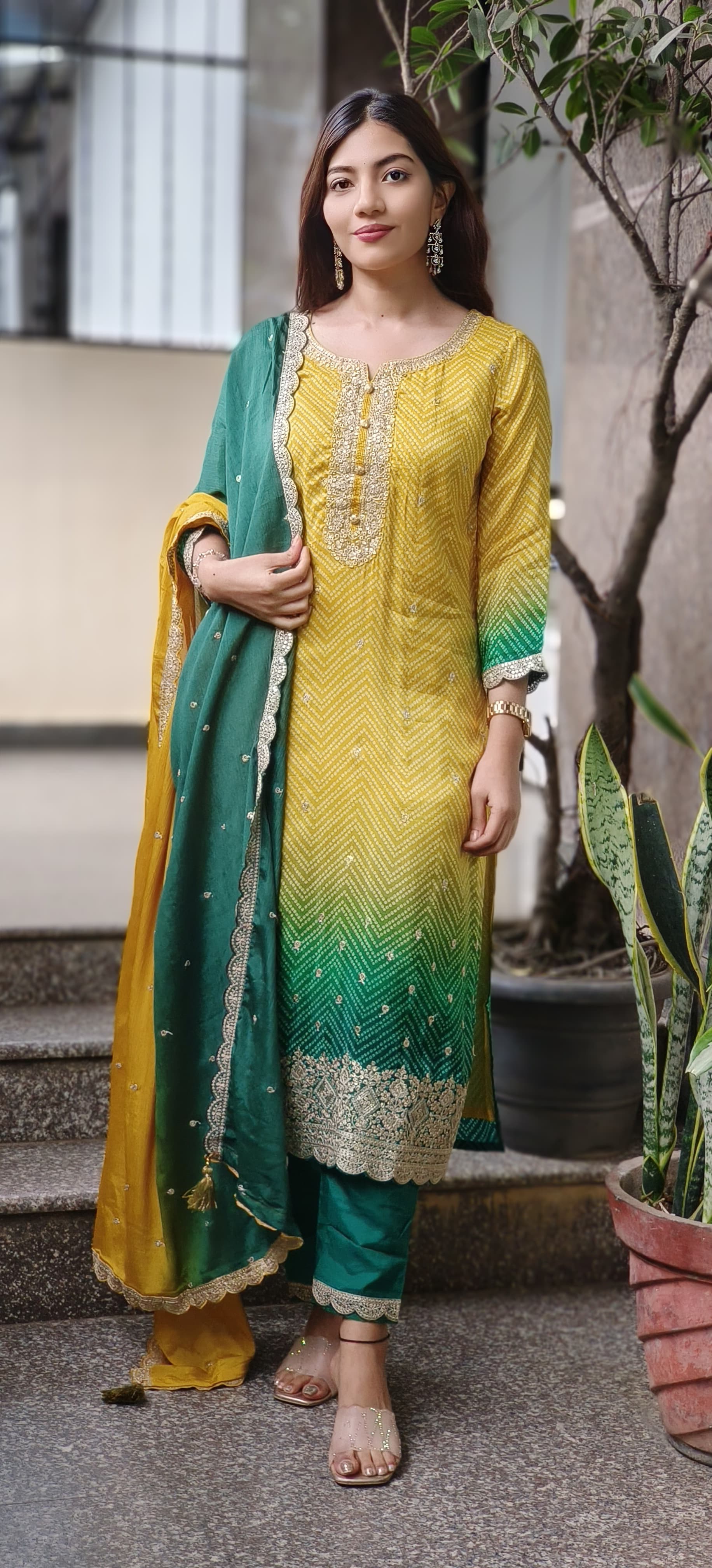 Shilpa Shetty Inspired Dual Color Blast Dola Silk Full Suit Set With Dupatta- 10525