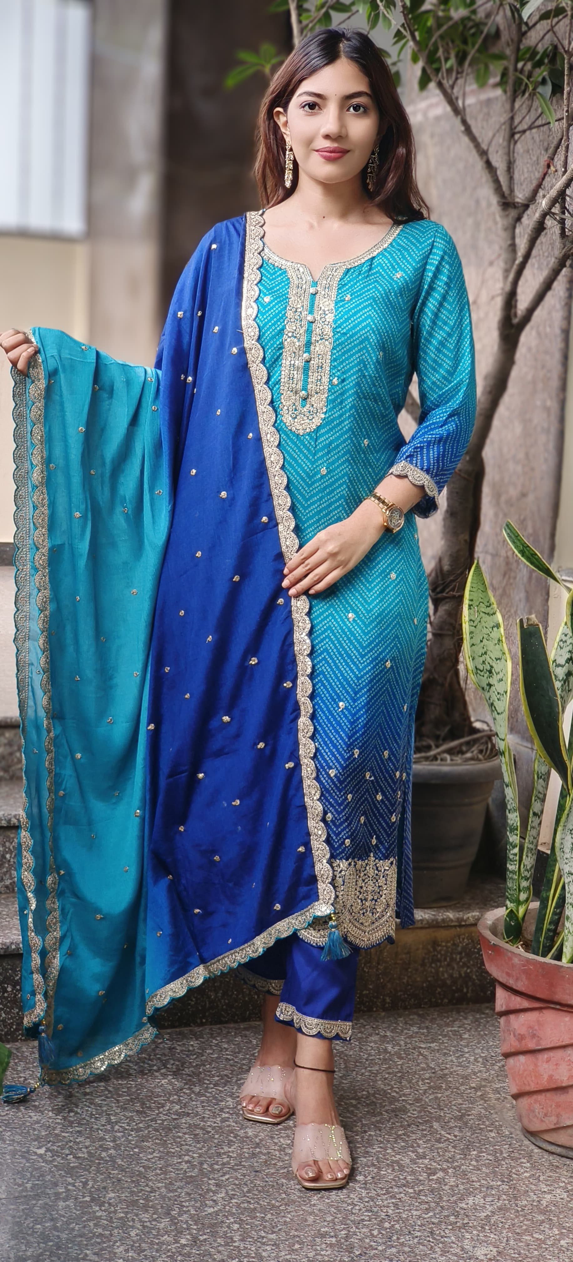Shilpa Shetty Inspired Dual Color Blast Dola Silk Full Suit Set With Dupatta- 10525