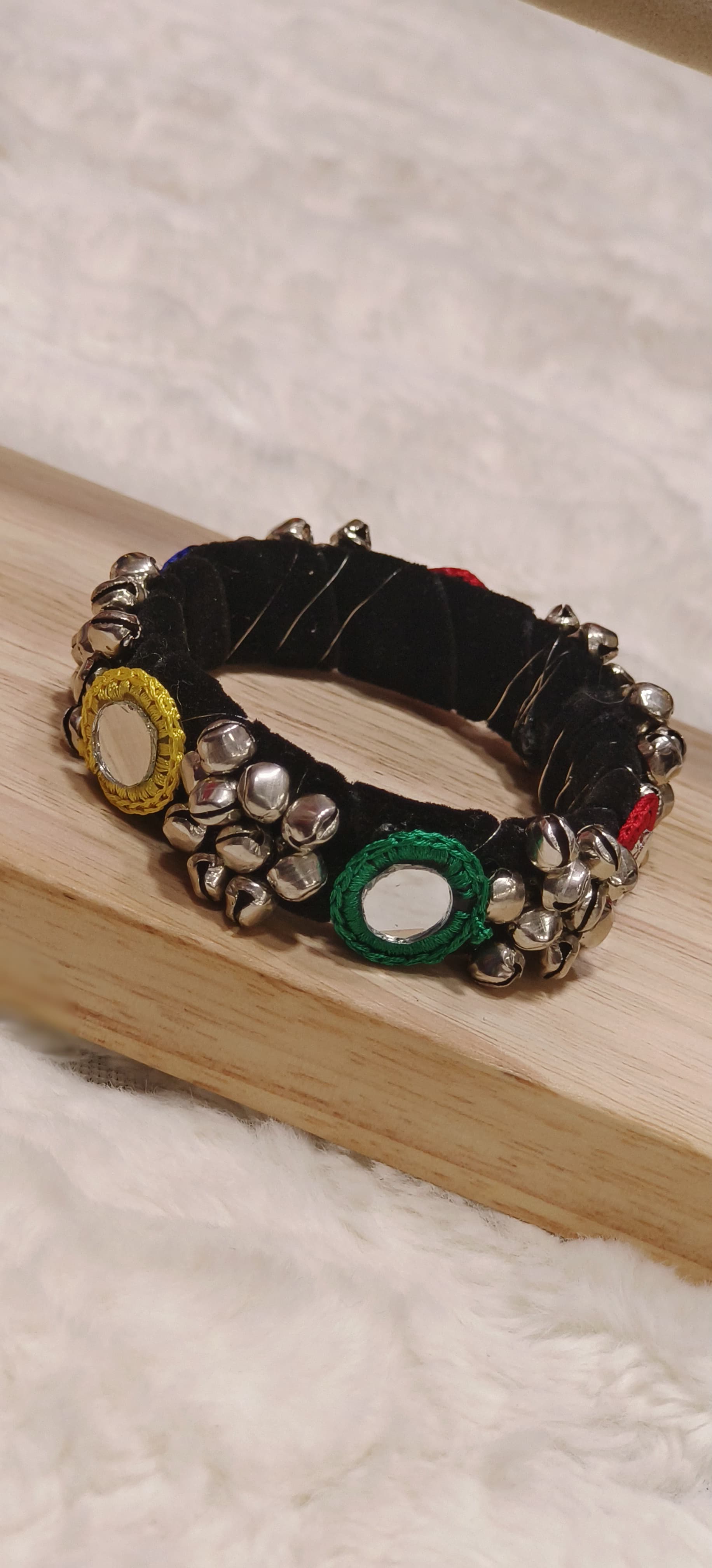 Mirrorlit Ghungroo Majestic Bangle