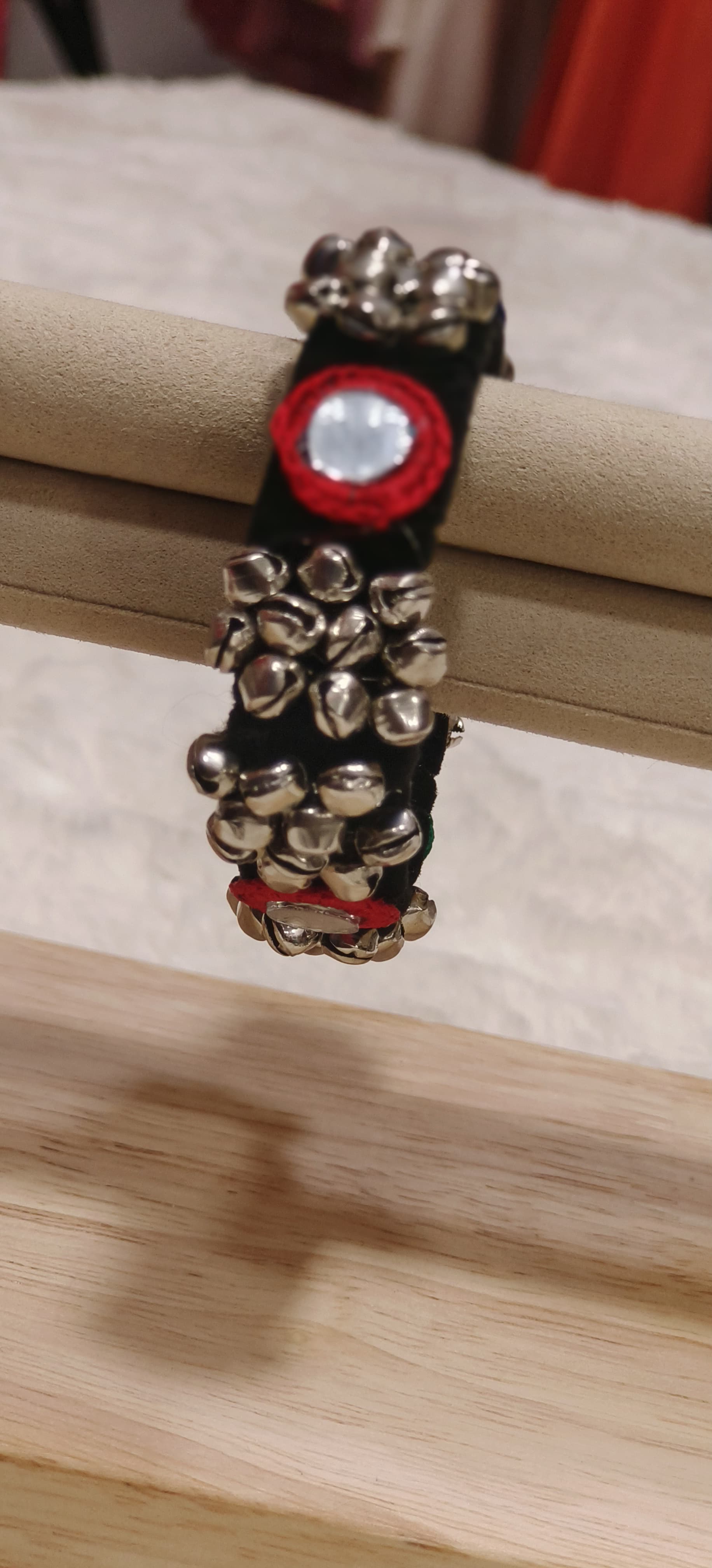 Mirrorlit Ghungroo Majestic Bangle