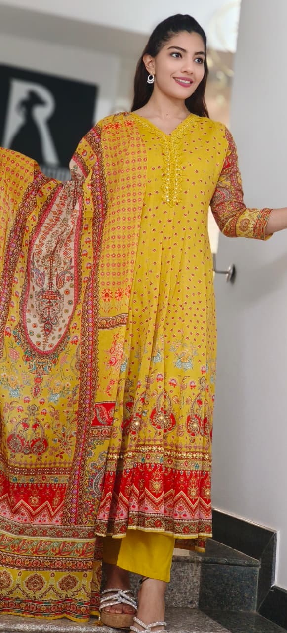 Soft Mul Cotton Floral Printed Anarkali Full Suit 010681