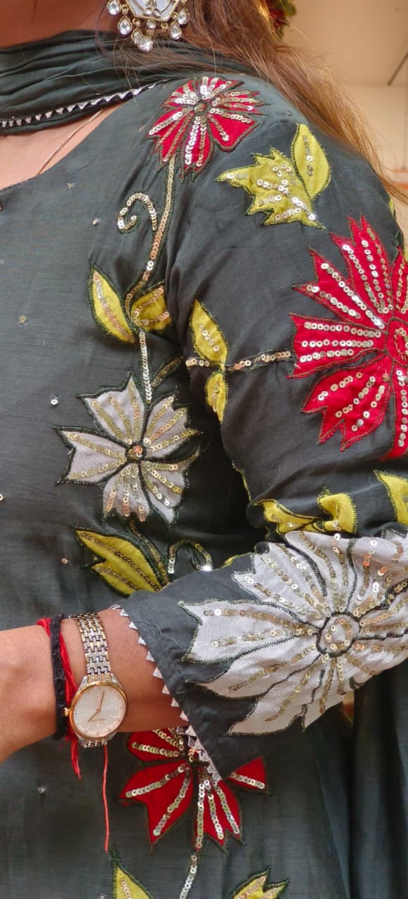 Applique Work Side Floral Embroidery Designed A-Line Mul Chanderi Full Suit Set With Dupatta