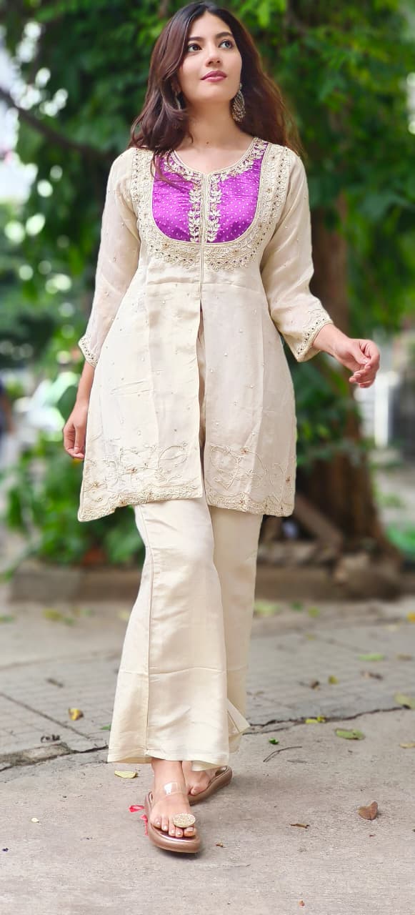 Beautiful Front Yoke Front Slit Tissue Fabric Kurta Pant Set