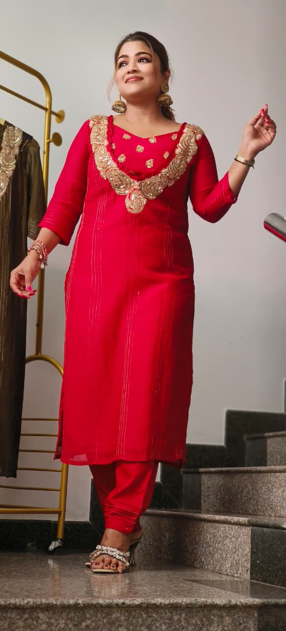 Minimal Zardosi Work Buster A-Line Kurta Pant Set In Mul Chanderi Fabric- 10886