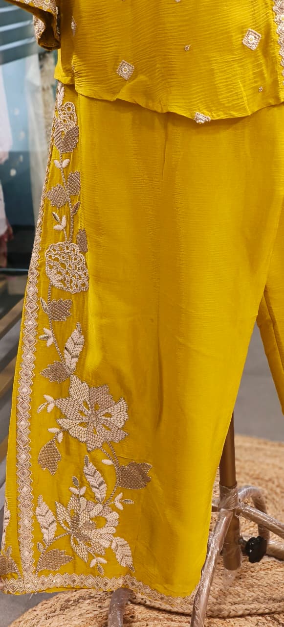 Radiant Glow Golden Bloom Floral Thread Embroidered Co-Ord Set In Chinon Fabric- 11200