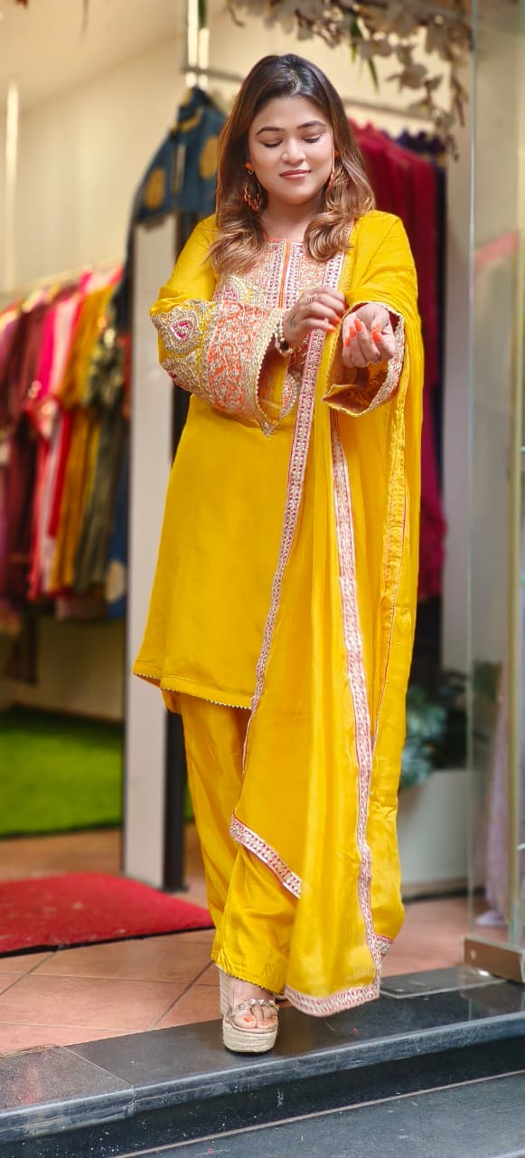 Beautiful Zari Gotta Machine Embroidered Heavy Design A-Line Short Length Full Suit Set With Dupatta & Loose Bottom