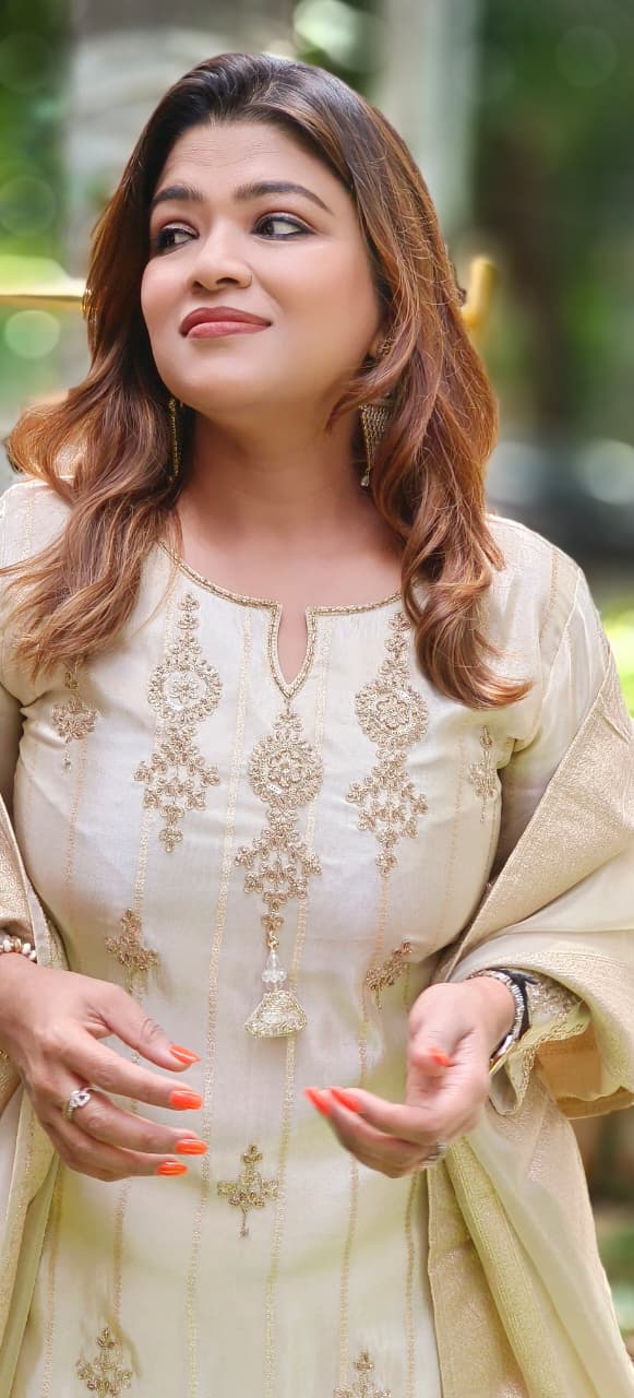 Kundan Look Very Suttle Placement Zari Work Full Suit Set With Dupatta In Tissue Fabric- 11358