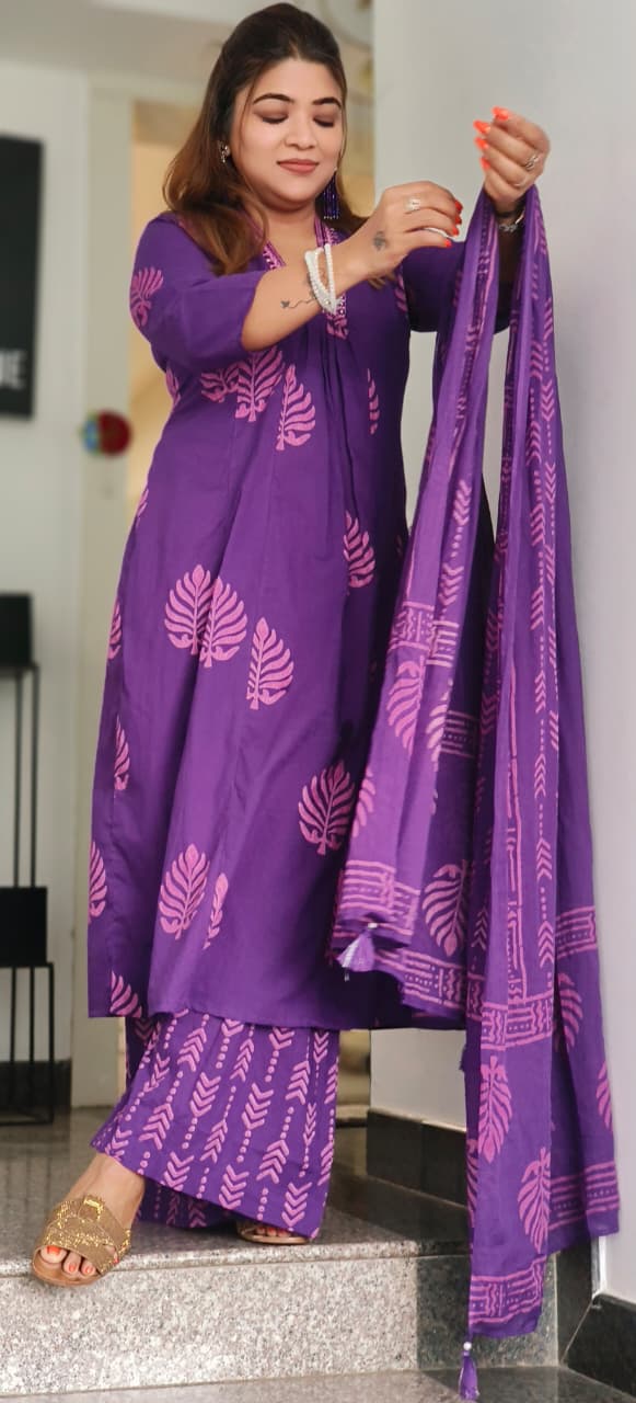Abstract Print A-Line Full Suit Set With Dupatta & Loose Bottom In Cotton Fabric