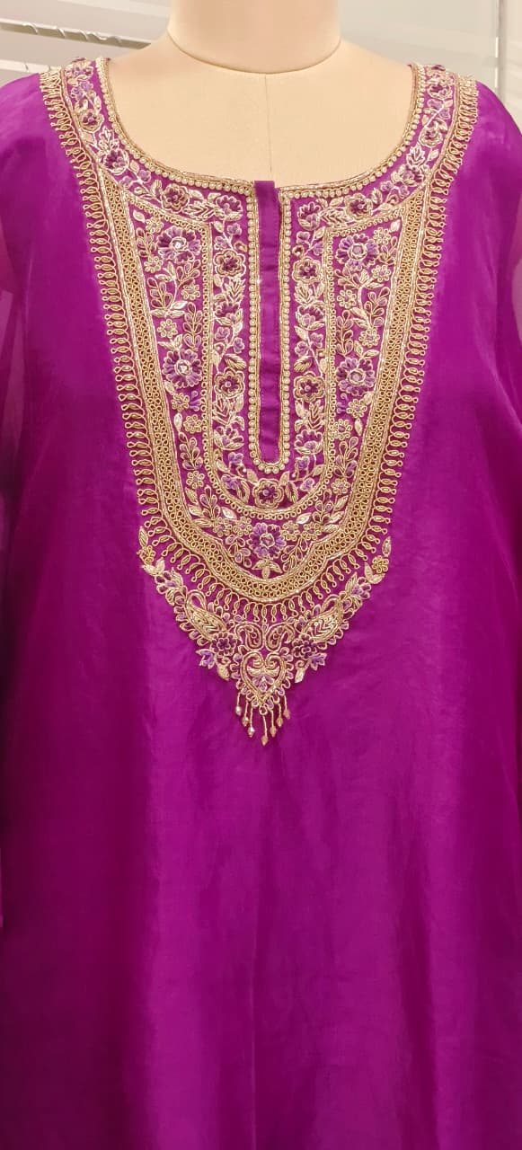 Vibrant Tone Premium Zardosi Crystal Hang Tissue Organza Kaftan With Crepe Inner & Simple Bottom
