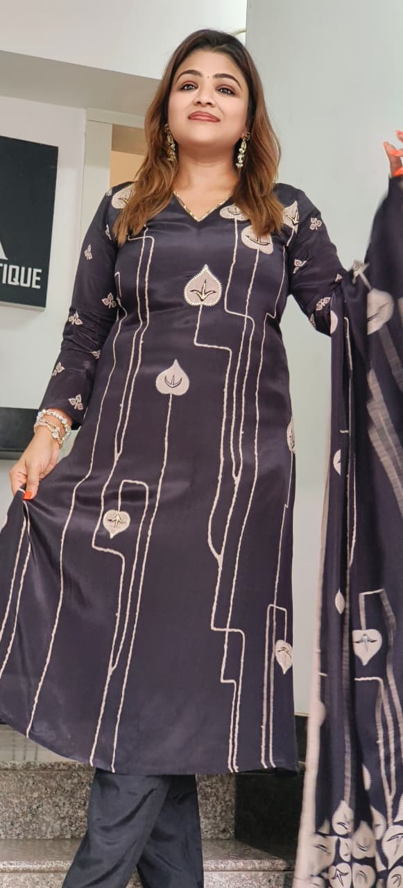 Midnight Leaf V Neck Line Ethnic Full Suit Set With Dupatta In Dola Silk Fabric- 11695