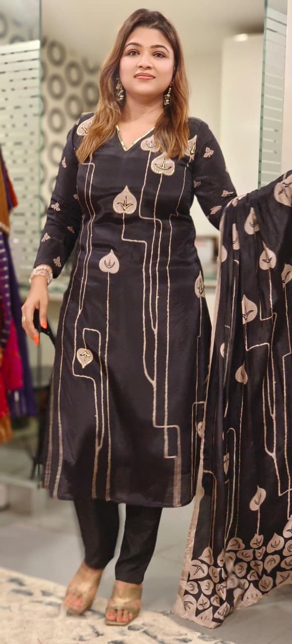 Midnight Leaf V Neck Line Ethnic Full Suit Set With Dupatta In Dola Silk Fabric- 11695