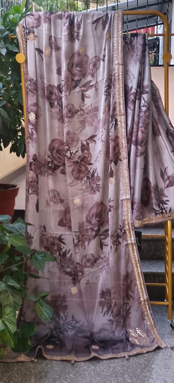Very Uniquely Worked Digital Floral Prints Saree With Unstitched Blouse