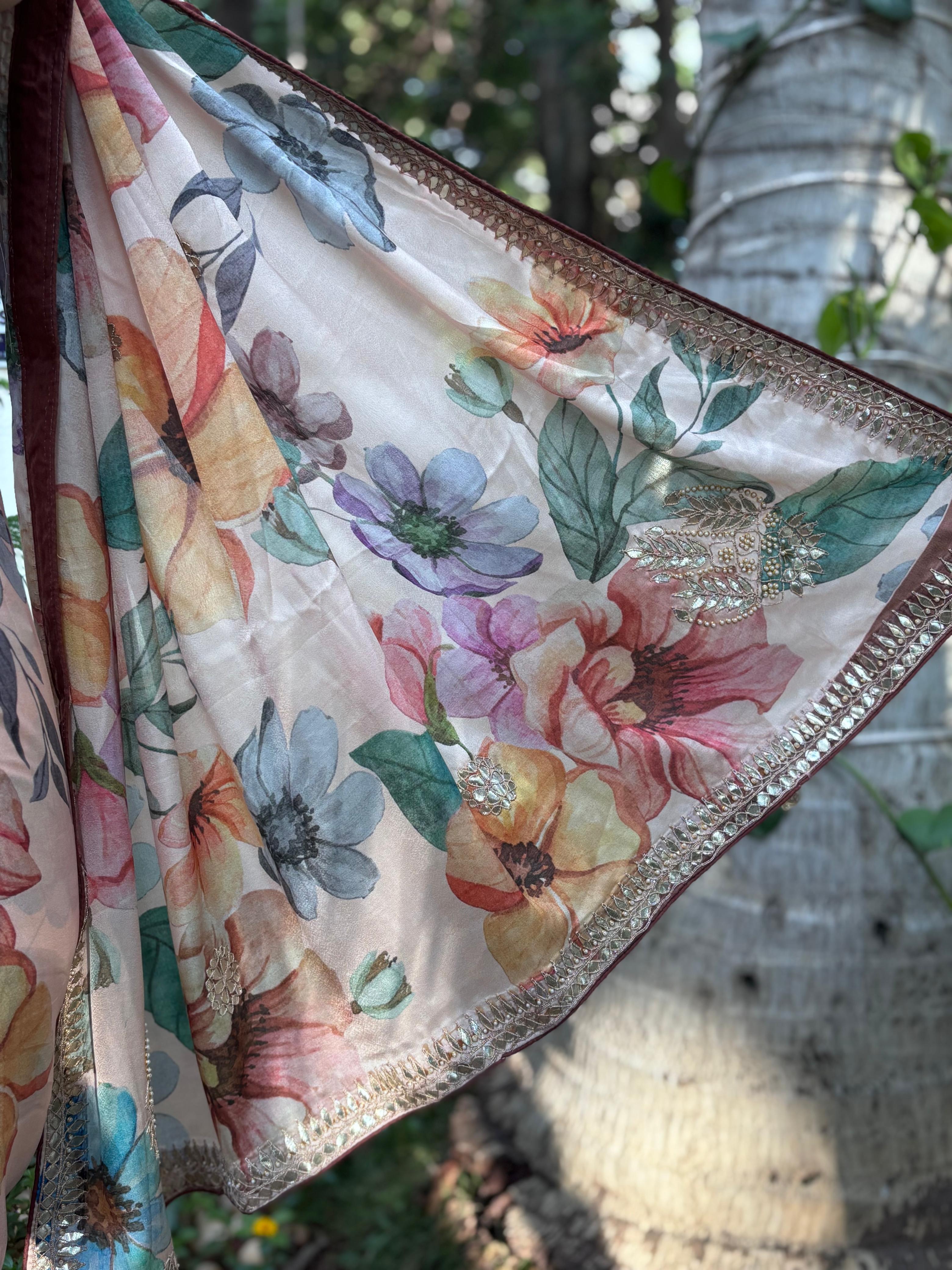 Very Uniquely Worked Digital Floral Prints Saree With Unstitched Blouse