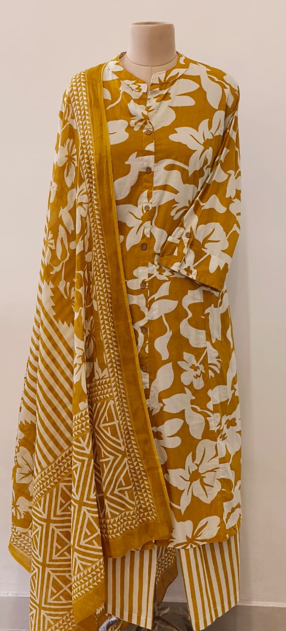 Yellow Floral Printed Pure Cotton Casual Kurta Pant And Dupatta Full Set-12195
