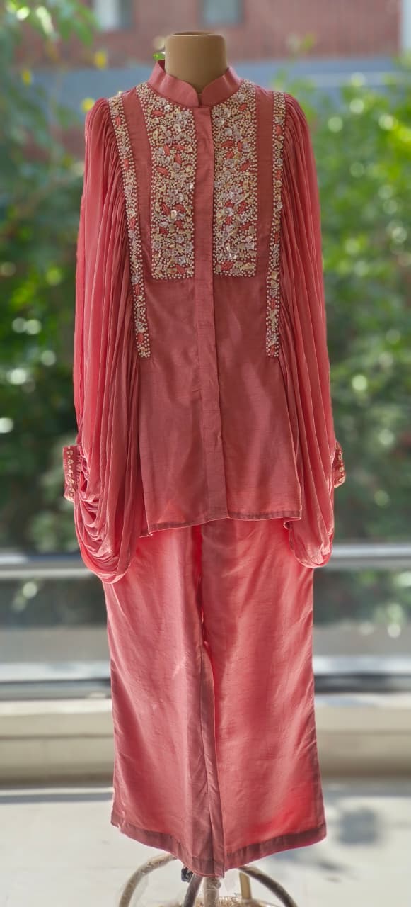 Stylish Chinon Baloon Sleeves  With Silk Fabric Cords