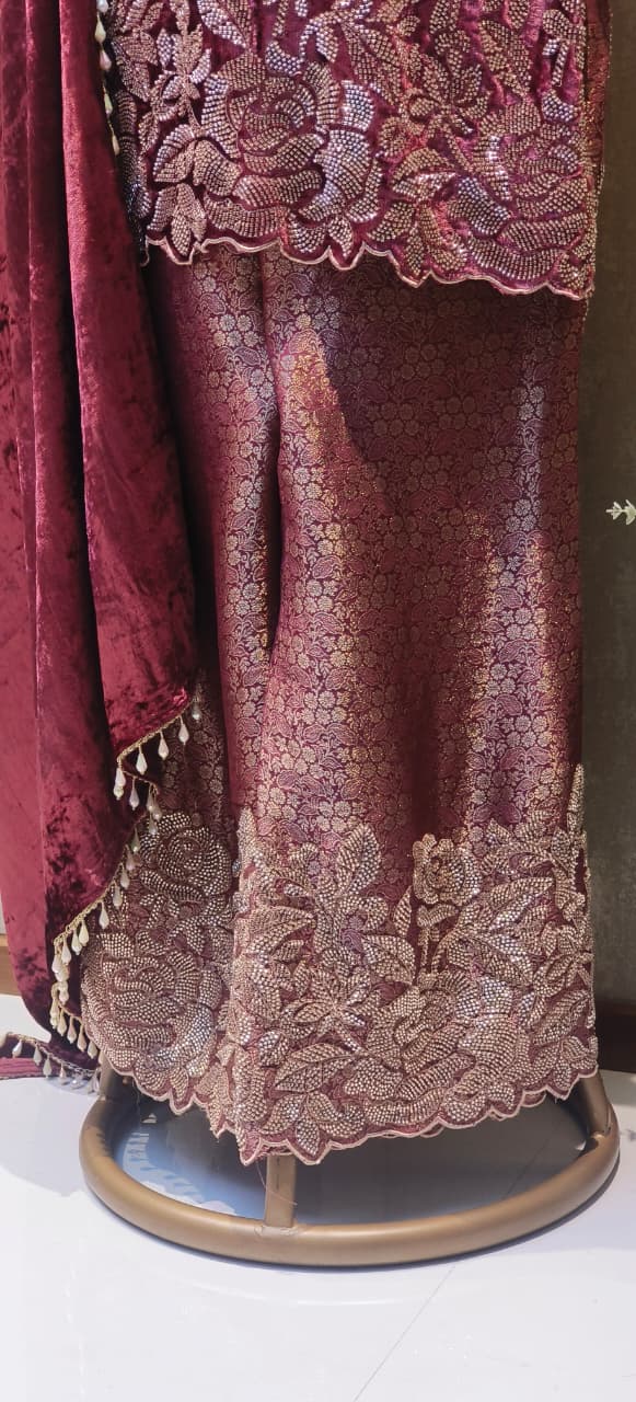 Cut-Dana Embellished Velvet Kurta With Heavy Brocade Bottom & Pearl Tasseled Dupatta- 12453