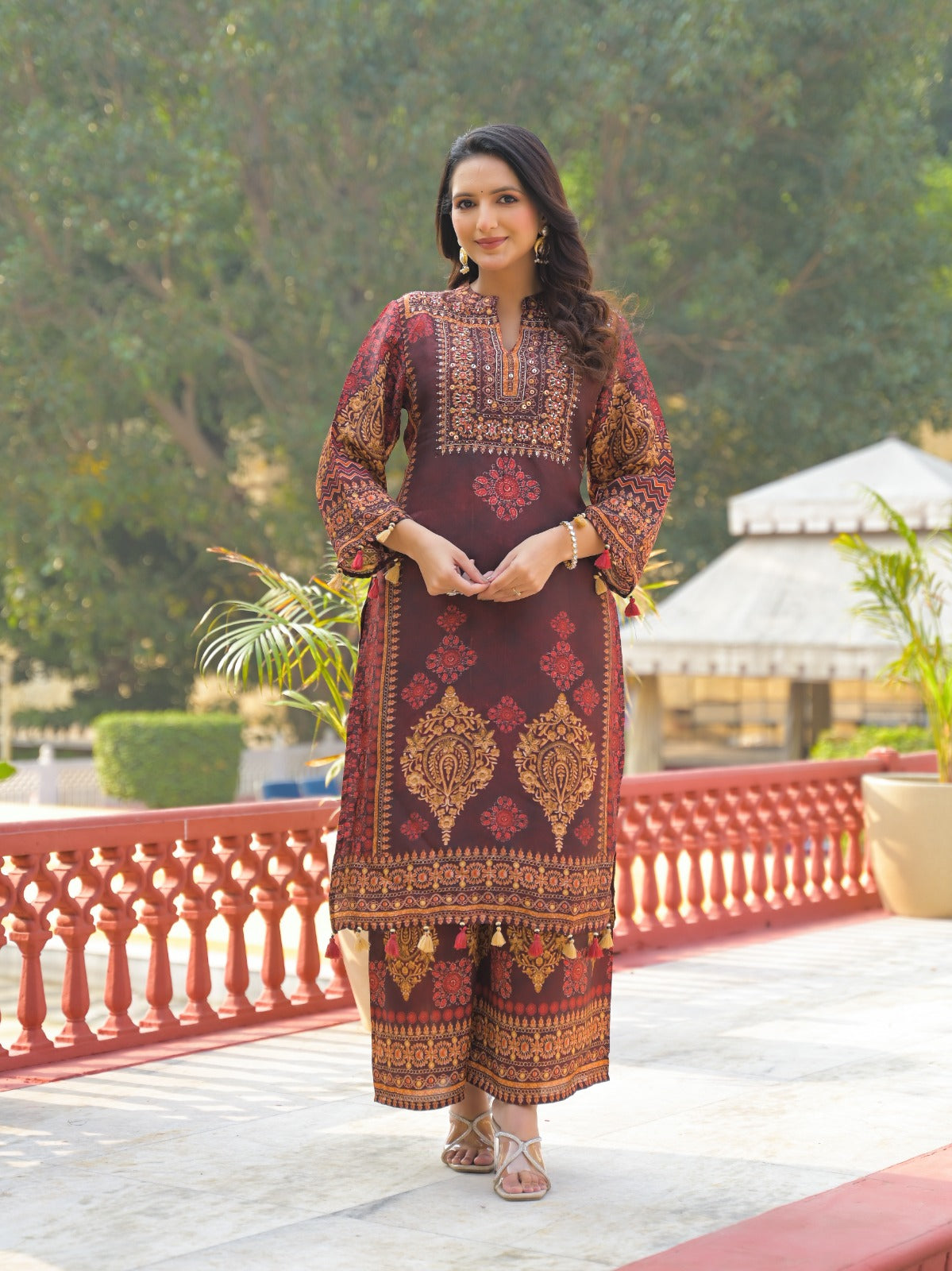 Placement Print Mandarin Collar Full Suit Set With Dupatta & Loose Palazzo Bottom In Dola Silk-10804