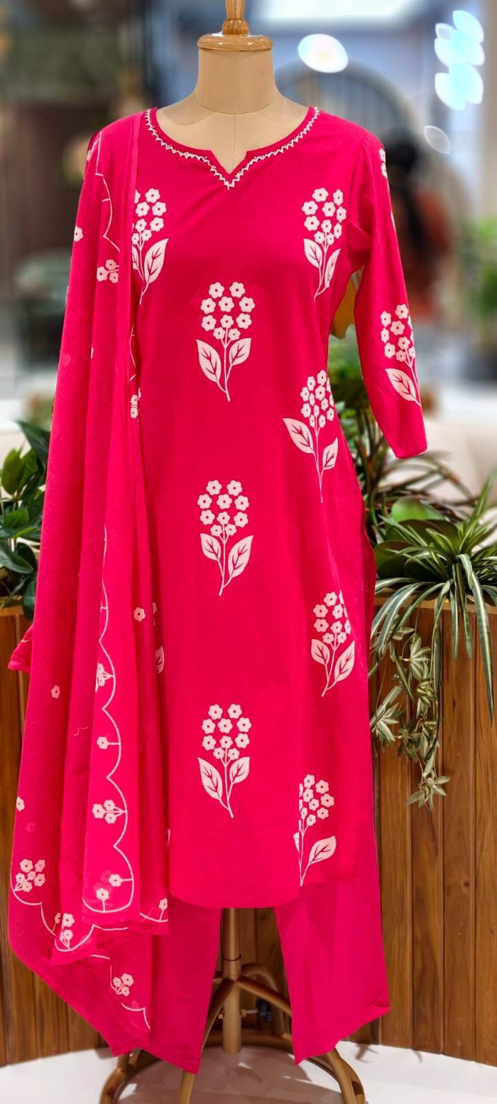 Floral Placed Minimal Neck Line Cotton Full Suit Set With Dupatta-12988