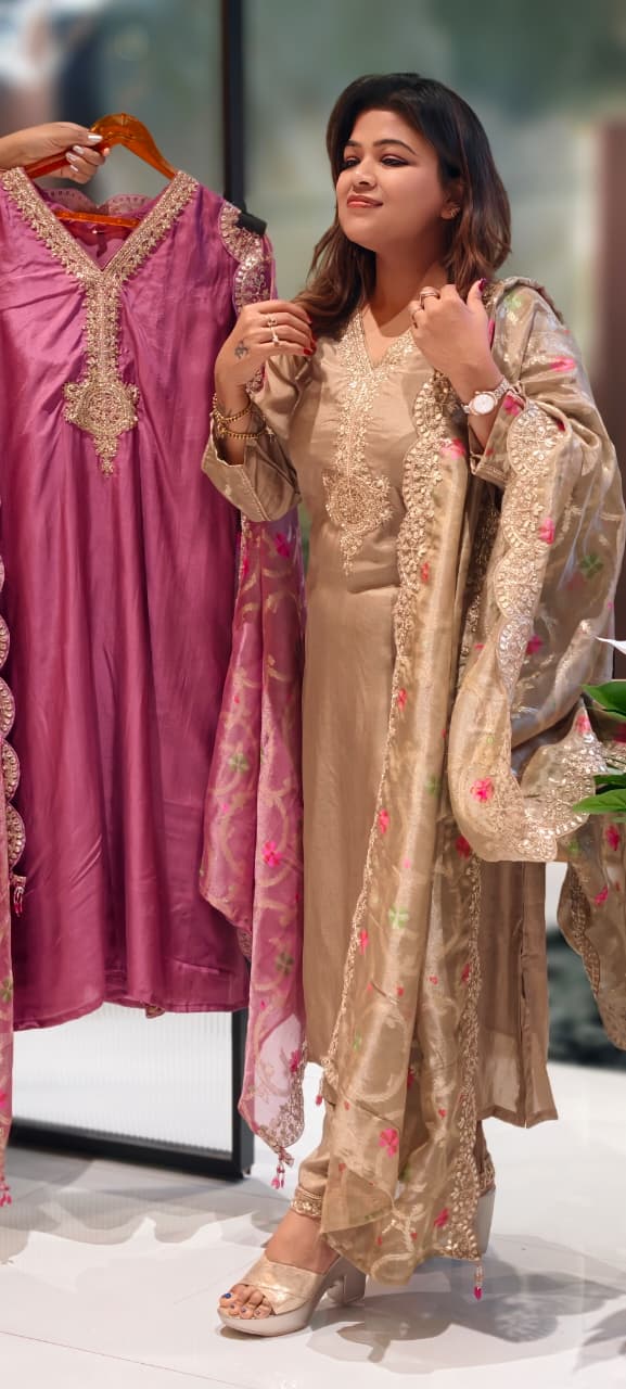 Kundan Look Golden Zardosi Work Cut-Work Grand Floral Dupatta Tissue Full Suit Set- 13050