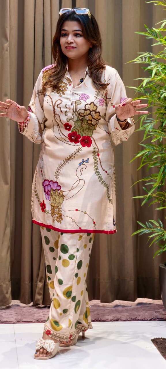 Elegant Beige Printed Kurta With Artistic Motif Detailing & Coordinated Pants- 13092