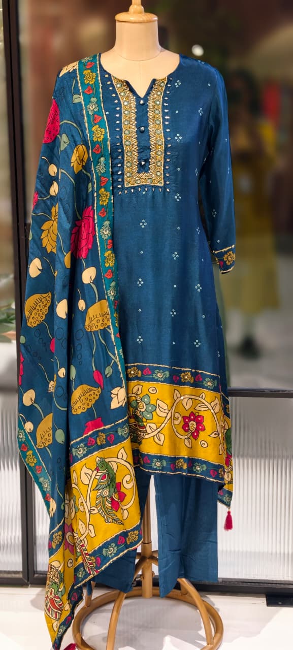 Midnight Bloom Ethnic Printed Full Suit Set With Dupatta In Russian Silk Fabric- 13163