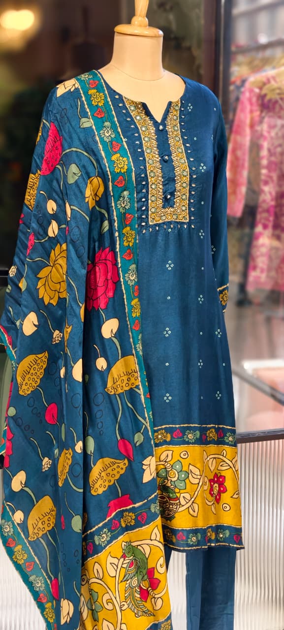 Midnight Bloom Ethnic Printed Full Suit Set With Dupatta In Russian Silk Fabric- 13163