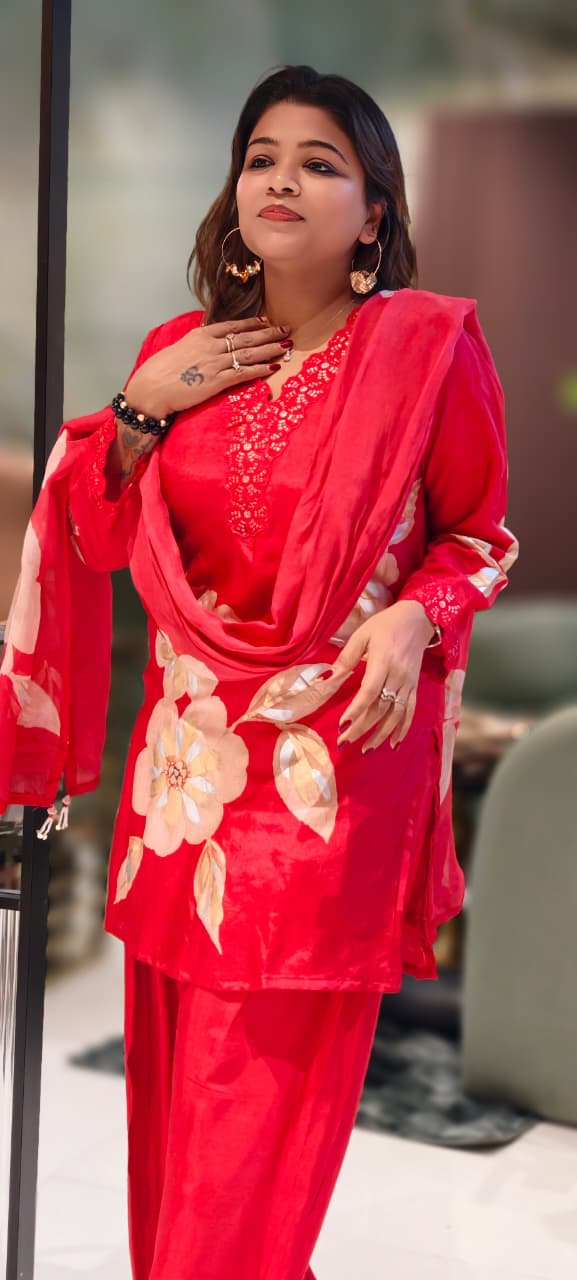 Floral Patch With Cut-Work Neck Line Full Suit Set With Dupatta & Farsi Shalwar-13231(Loose Fit)