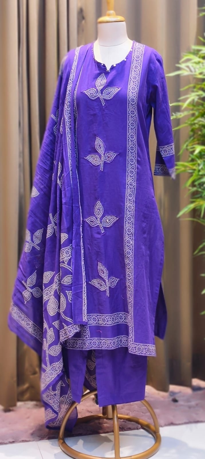 Vibrant Tone Dotted Printed Full Suit Set With Dupatta In Cotton Fabric- 13283